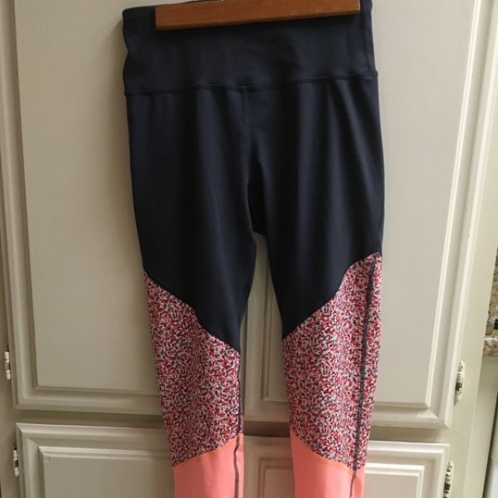 Woman’s workout pants worn once